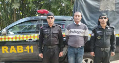 চিকিৎসক না হয়েও  চিকিৎসা দিতেন স্নায়ুরোগ বিশেষজ্ঞ পরিচয়ে