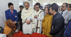 সোনারগাঁ উপজেলা স্বাস্থ্য কমপ্লেক্স পরিদর্শনে স্বাস্থ্যমন্ত্রী