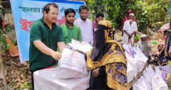 হৃৎস্পন্দন ফাউন্ডেশনের উদ্যোগে চট্টগ্রামে ইফতার সামগ্রী বিতরণ