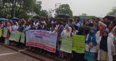প্রশিক্ষণার্থী চিকিৎসকদের কর্মবিরতি স্থগিত
