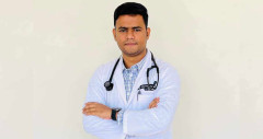 এমআরসিপিতে ডিএমসির ডা. হালিমের বিশ্ব রেকর্ড