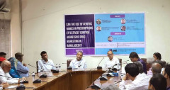 ‘ব্যবস্থাপত্রে জেনেরিক নাম লিখলে কমবে ওষুধের দাম’