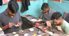 গড় আয়ুর তুলনায় স্বর্ণকাররা ১৩ বছর কম বাঁচেন: বিএসএমএমইউর গবেষণা