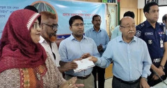 ২০৬ রোগীকে ১ কোটি ৩ লাখ টাকার চিকিৎসা সহায়তার চেক প্রদান