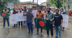 রাঙামাটি মেডিকেল শিক্ষার্থীদের আনন্দ মিছিল