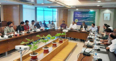 বন্যার্তদের পাশে দাঁড়াল ঔষধ শিল্প মালিক সমিতি