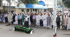 অধ্যাপক ডা. মবিন খানের জানাযার নামাজ অনুষ্ঠিত