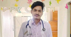 আহতদের চিকিৎসা না দিয়ে পুলিশে: সাবেক ছাত্রলীগ নেতা ডা. অর্নব গ্রেপ্তার