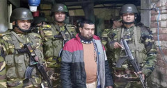 রংপুরে মাদক ও সরকারি ওষুধ সামগ্রীসহ সেনাবাহিনীর হাতে যুবক আটক