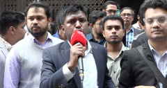 ডা. সাদীর মুক্তির দাবিতে চিকিৎসকদের ৫ দফা দাবি
