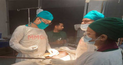 মমেক হাসপাতালে সফল অস্ত্রোপচারে তলপেট ভেদ করা রড অপসারণ