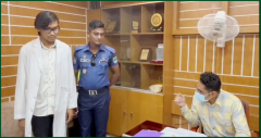 যশোর জেনারেল হাসপাতালে ভুয়া চিকিৎসক আটক