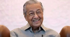 হাসপাতালে ভর্তি মালয়েশিয়ার শতবর্ষী মাহাথির