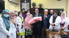 বিএমইউর চিকিৎসকদের অভাবনীয় সাফল্য: সুস্থ হয়ে বাড়ি ফিরল ২৫ সপ্তাহের প্রিম্যাচিউর শিশু