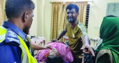 অস্ত্রোপচার টেবিলে রোগীর মৃত্যু, চিকিৎসকদের ওপর হামলা-ক্লিনিক ভাঙচুর