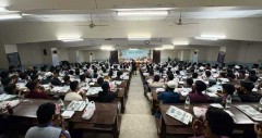 শেবাচিমে রমাদান সেমিনারে ১০০০ কুরআন বিতরণ