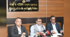 ত্রিশ ঝুঁকিপূর্ণ উপজেলায় রোববার হামের টিকা দেওয়া শুরু: স্বাস্থ্যমন্ত্রী