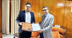 হামের চিকিৎসায় স্বাস্থ্য মন্ত্রণালয়ে রেডিয়েন্টের ১০টি ভেন্টিলেটর হস্তান্তর