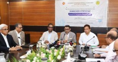 ডেঙ্গু মোকাবিলায় সরকারকে ১ লাখ আইভি স্যালাইন দিল বাপি