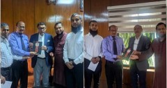 স্বাস্থ্যমন্ত্রী ও স্বাস্থ্য অধিদপ্তরের মহাপরিচালককে স্বাস্থ্য সেক্টরের প্রামাণ্য দলিল ‘জুলাই স্মারক’ উপহার 