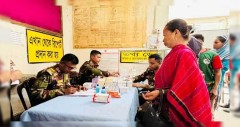 খাগড়াছড়ি সদর হাসপাতালে সেনাবাহিনীর মেডিকেল ক্যাম্প