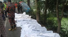 নাটোরে বাস-ট্রাক সংঘর্ষে নিহত ১৪
