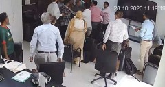 কার্যালয়ে ঢুকে আইইডিসিআর পরিচালককে মারধর, অভিযুক্ত ড্যাব নেতার পদ স্থগিত  