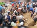 পাহাড়ধসে চাপা পড়ে ঝরে গেল ২২টি তাজা প্রাণ