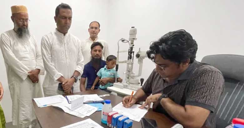 শিশু আবু বক্করের চিকিৎসার দায়িত্ব নিলেন প্রধানমন্ত্রী