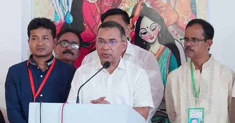 ‘ছাত্র-জনতার গণঅভ্যুত্থানকে কেউ বিতর্কিত করবেন না’