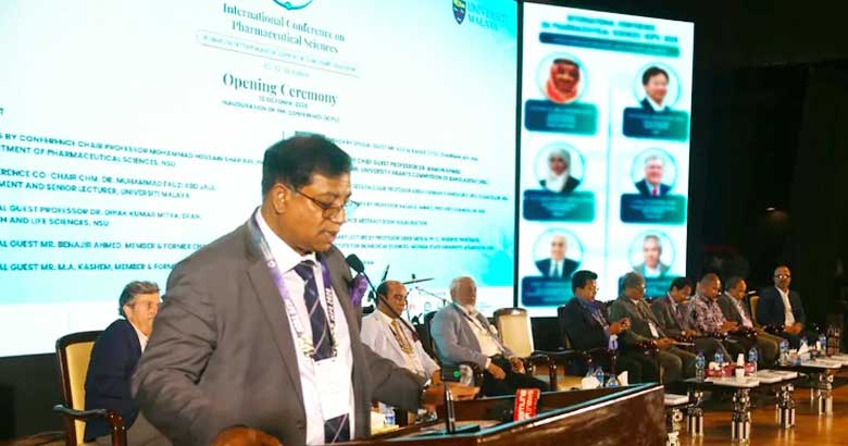 ওষুধের দাম কমাতে সাশ্রয়ী উৎপাদন ব্যবস্থার তাগিদ ইউজিসি চেয়ারম্যানের