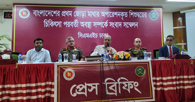 অস্ত্রোপচারের পর সুস্থ মাথা জোড়া লাগানো রাবেয়া-রোকেয়া