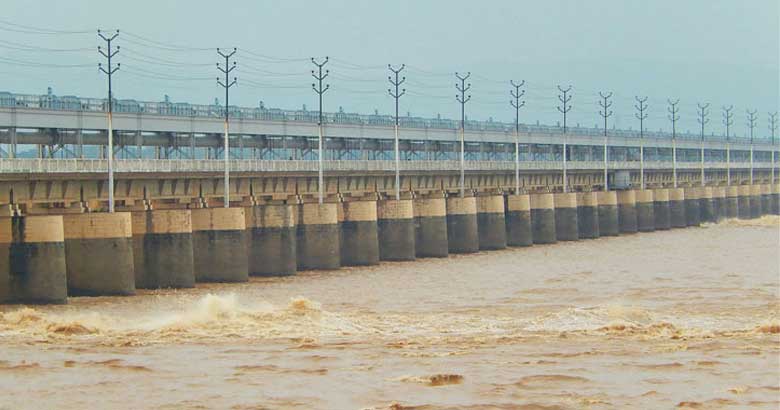 এবার ফারাক্কার ১০৯ গেট খুলে দিল ভারত