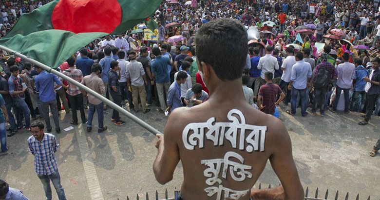 আন্দোলনে আহতদের চিকিৎসার খরচ দেবে সরকার