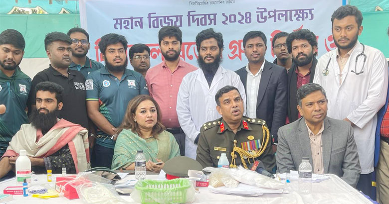 ঢামেক সন্ধানী-বাঁধনের স্বেচ্ছায় রক্তদান ও বিনামূল্যে গ্রুপ নির্ণয় কর্মসূচি