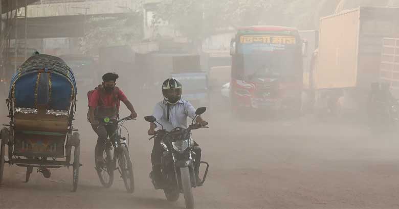 বায়ুদূষণে শীর্ষে ঢাকা