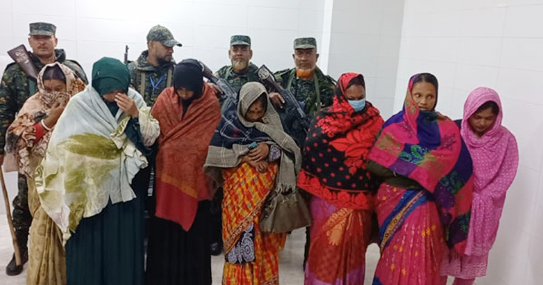 গোপালগঞ্জে দালাল চক্রের ৭ সদস্য আটক, ক্লিনিক বন্ধ 