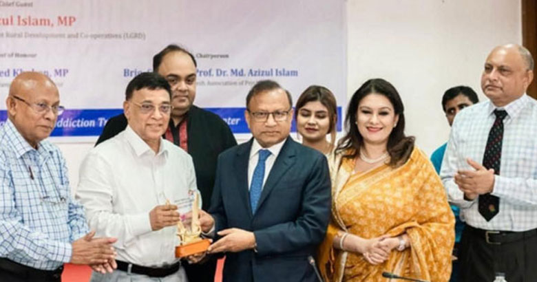 ‘মাদকাসক্তিকে মানসিক রোগ হিসেবে গুরুত্ব দিতে হবে’