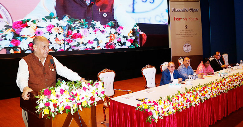 রাসেল’স ভাইপার নিয়ে ভুল তথ্য না ছড়ানোর তাগিদ স্বাস্থ্যমন্ত্রীর