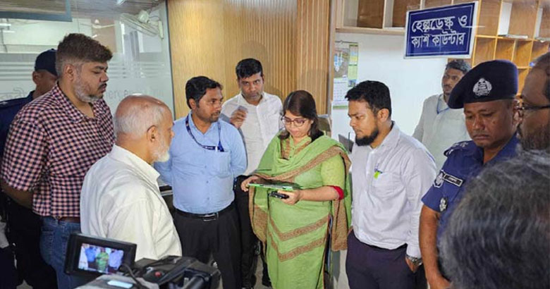 ত্রুটিপূর্ণ লিফট: কুমিল্লা মেডিকেল সেন্টারকে দুই লাখ টাকা জরিমানা