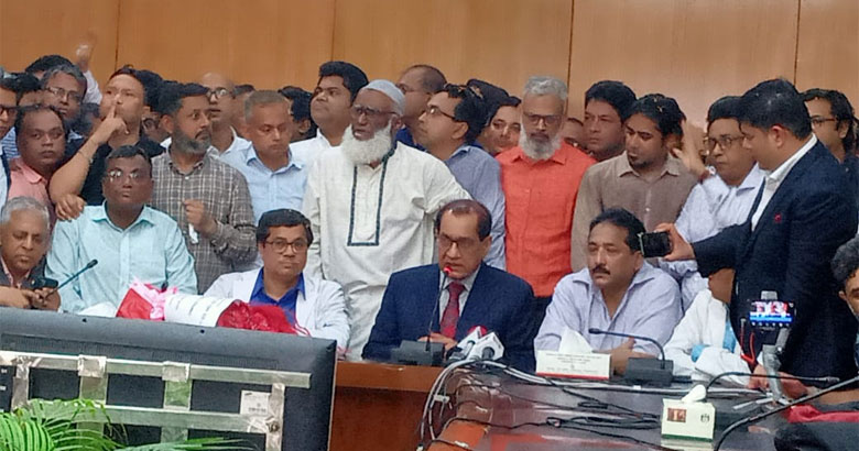 কোনো পক্ষের নই, আমি সবার: বিএসএমএমইউর নতুন ভিসি