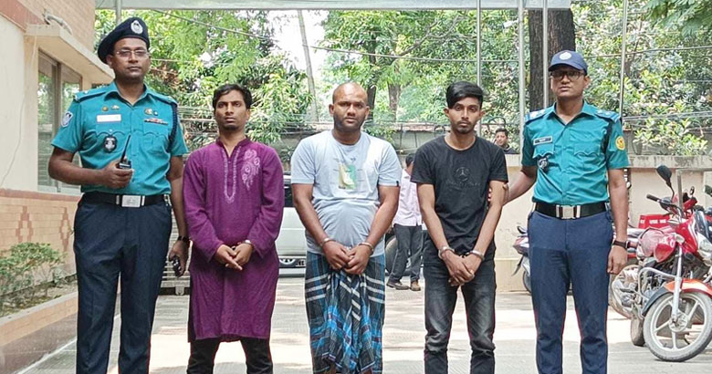 ঢাকার শ্রমজীবীদের কিডনি বিক্রি হতো ভারতে, চক্রের ৩ সদস্য গ্রেপ্তার
