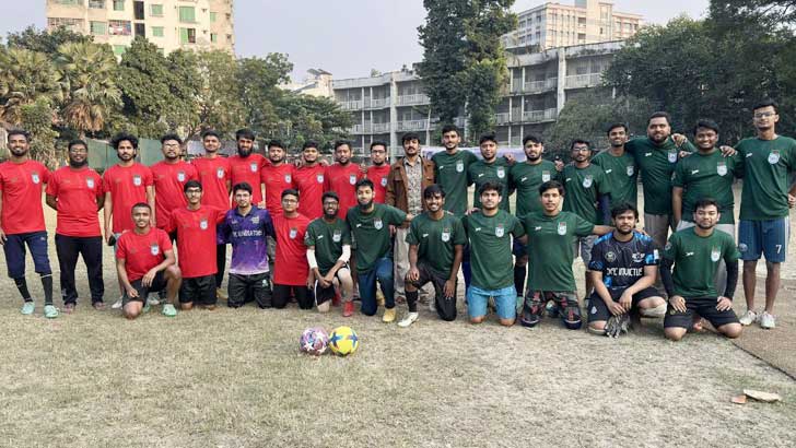 বিজয় দিবস উপলক্ষে ঢাকা মেডিকেলে প্রীতি ফুটবল ম্যাচ