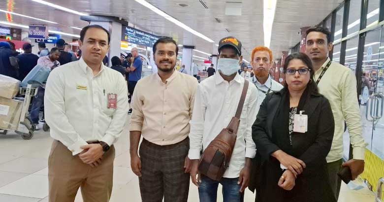 দেশে ফিরলেন জুলাই গণঅভ্যুত্থানে মুখ হারানো খোকন চন্দ্র বর্মণ