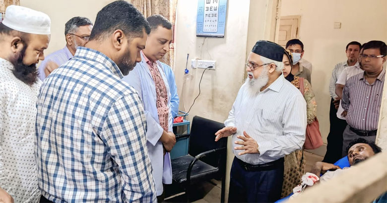 ধুনট স্বাস্থ্য কমপ্লেক্স পরিদর্শন করলেন স্বাস্থ্য মহাপরিচালক