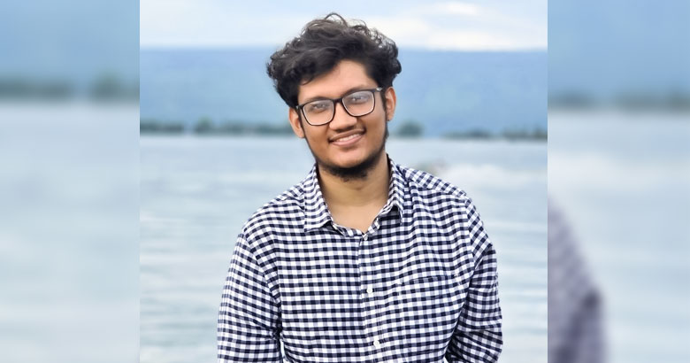 তিন প্রফের ধারাবাহিকতায় ফাইনালেও প্রথম উমাইর আফিফ