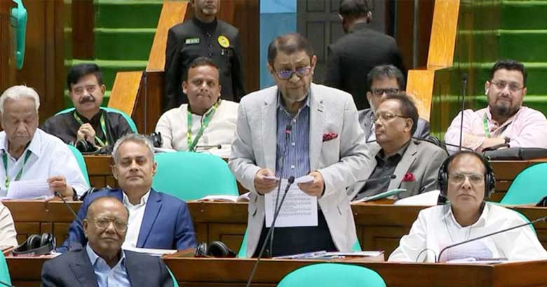 এক লাখ স্বাস্থ্যকর্মী নিয়োগের উদ্যোগ নেওয়া হচ্ছে: স্বাস্থ্যমন্ত্রী