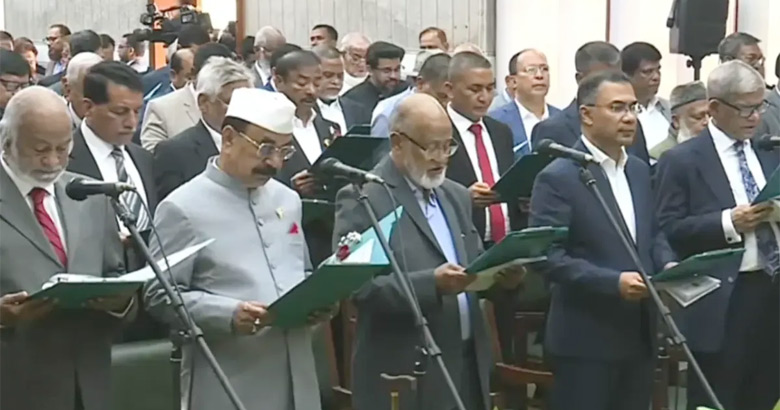 বিএনপির সংসদ সদস্যদের শপথ গ্রহণ