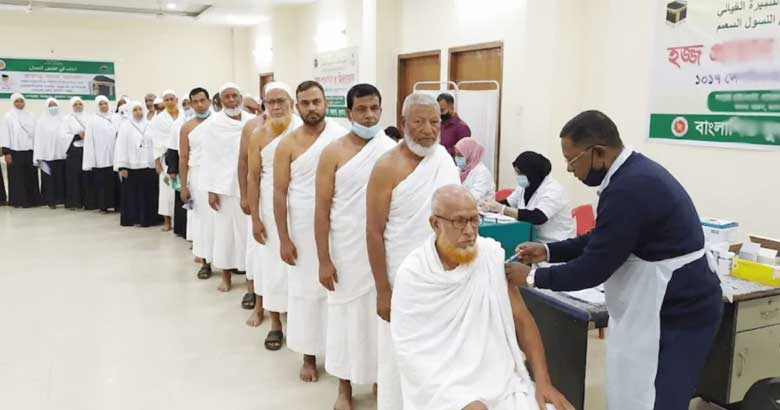 হজযাত্রীদের টিকাদান প্রস্তুতি শুরু, ৮০ কেন্দ্র নির্ধারণ