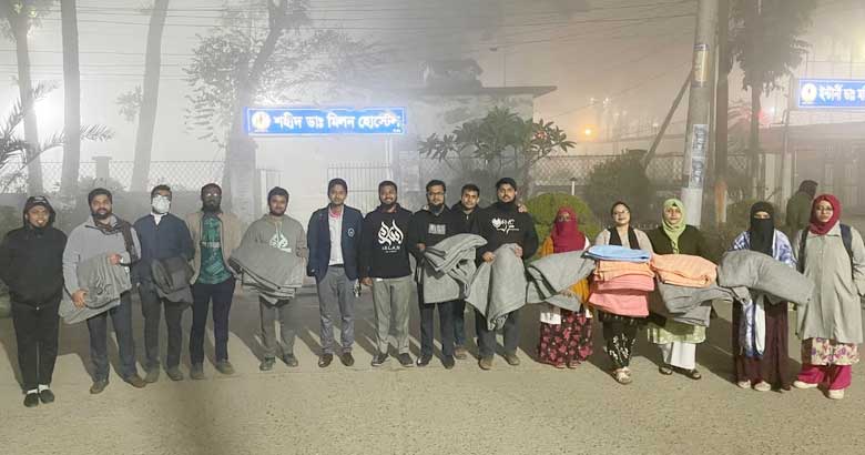 মমেক ইন্টার্ন ডক্টরস সোসাইটির শীতবস্ত্র বিতরণ